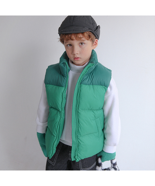 BERRYCLOSET(ベリークローゼット)の「コンビブロックパディングベスト(ブルゾン・レディース・ベージュ/ピンク/グリーン・11号/5号/09号/13号/17号/19号/15号/7号)」の2枚目の写真