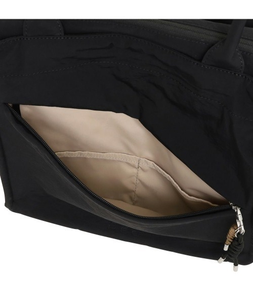 Samsonite Red(サムソナイトレッド)の「【SAMSONITE RED/サムソナイトレッド】 SAC'S BAR別注 PUFFY OVERNIGHTER TOTE(トートバッグ・レディース・ブラック/グレイッシュベージュ・FREE)」の8枚目の写真