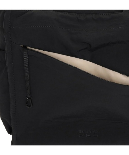 Samsonite Red(サムソナイトレッド)の「【SAMSONITE RED/サムソナイトレッド】 SAC'S BAR別注 PUFFY OVERNIGHTER TOTE(トートバッグ・レディース・ブラック/グレイッシュベージュ・FREE)」の9枚目の写真