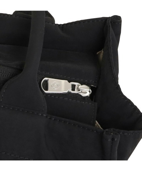 Samsonite Red(サムソナイトレッド)の「【SAMSONITE RED/サムソナイトレッド】 SAC'S BAR別注 PUFFY OVERNIGHTER TOTE(トートバッグ・レディース・ブラック/グレイッシュベージュ・FREE)」の13枚目の写真