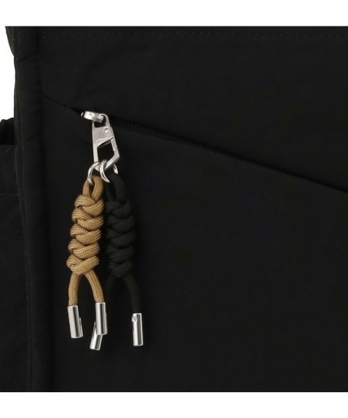 Samsonite Red(サムソナイトレッド)の「【SAMSONITE RED/サムソナイトレッド】 SAC'S BAR別注 PUFFY OVERNIGHTER TOTE(トートバッグ・レディース・ブラック/グレイッシュベージュ・FREE)」の14枚目の写真