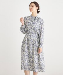 LAURA ASHLEY（ローラアシュレイ）の「【WEB限定／ネックリボン取外し可／M＿LL 3サイズ】エヴァリンガム メドウ スプレイ柄ワンピース（ワンピース）」