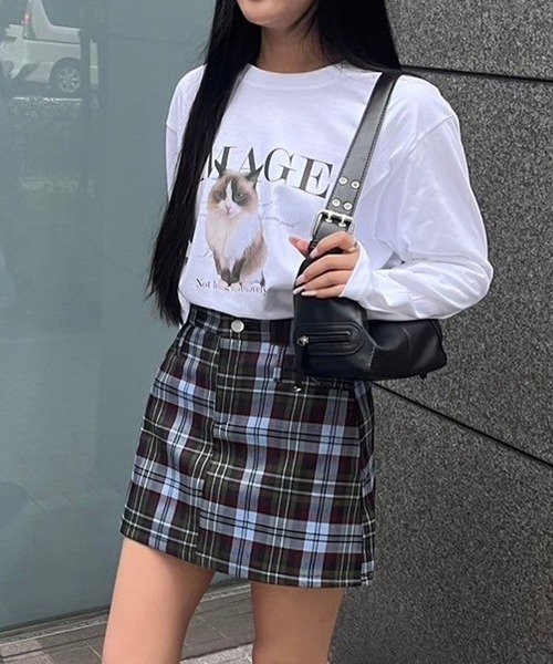 etta(エタ)の「ビッグアニマルプリントロンT/長袖Tシャツ(Tシャツ/カットソー・レディース・ホワイト/A・MEDIUM/LARGE)」の1枚目の写真