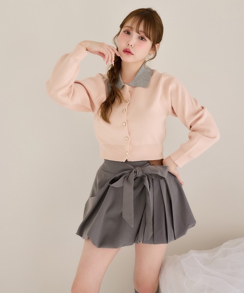 one after another NICE CLAUP(ワンアフターアナザーナイスクラップ)の「配色えりゴールドボタンニット(ニット/セーター・レディース・ピンク/サックスブルー/ブラック/グレー/オフホワイト・FREE)」の13枚目の写真
