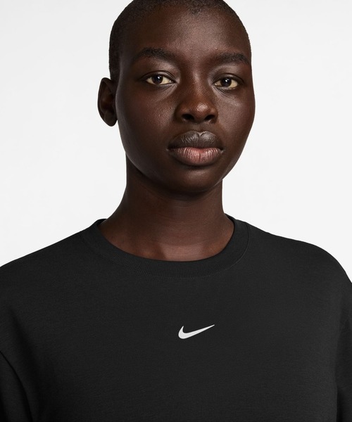 NIKE(ナイキ)の「ナイキ NIKE ナイキ ワン リラックスド DF S/S トップ(Tシャツ/カットソー・レディース・ブラック・S/M/L/XL)」の5枚目の写真