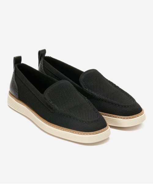 COLE HAAN（コールハーン）の「オリジナルグランド カマリン スティッチライト ベネチアン womens（モカシン/デッキシューズ・レディース・ブラック・5/5.5/6/6.5/7/7.5/8/8.5/9）」の2枚目の写真