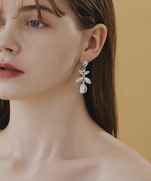 LA MUe(ラミュー)の「【LA MUe】ニッケルフリー ビジューロングピアス(ピアス(両耳用)・レディース・シルバー/ゴールド・FREE)」の4枚目の写真