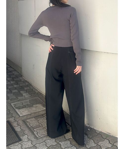 MURUA（ムルーア）の「レースレイヤードVネックニット（ニット/セーター・レディース・グレー/イエロー/ブラック・FREE）」の20枚目の写真