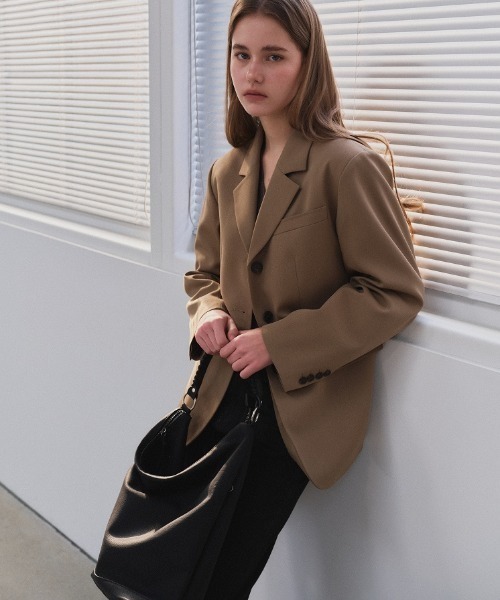 GENERAL IDEA（ジェネラルアイデア）の「【GENERAL IDEA】マンデーホーボーバッグ / monday hobo bag（ショルダーバッグ・レディース・ブラウン/ブラック・FREE）」の3枚目の写真