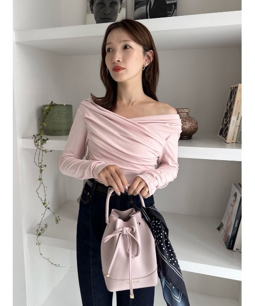 FRAY I.D（フレイアイディー）の「ギャザーオフショルカットソー（Tシャツ/カットソー・レディース・グレー/ブラック/その他/ホワイト/ピンク・F）」の15枚目の写真