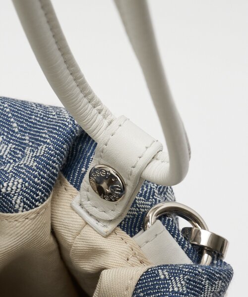 russet（ラシット）の「デニムジャガード3WAY巾着バッグ（ショルダーバッグ・レディース・インディゴブルー・FREE）」の6枚目の写真