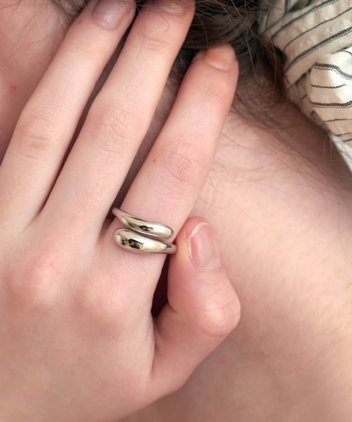 HALDEN（ハルデン）の「round finish two line ring (R003_silver)（リング・レディース・その他・FREE）」の2枚目の写真