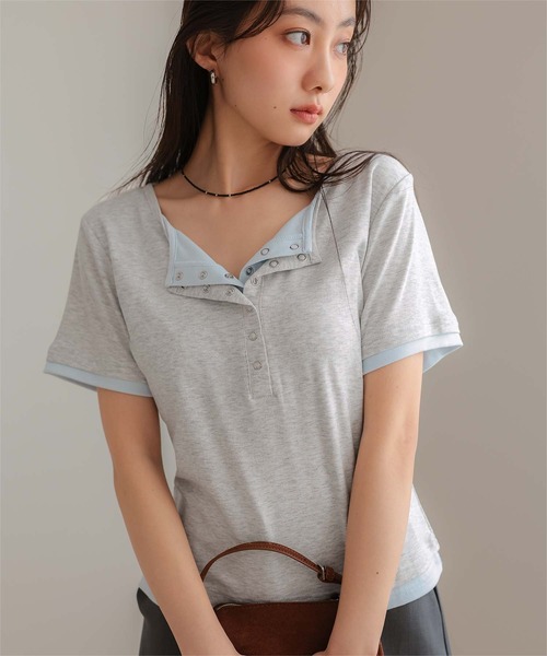 miette(ミエット)の「レイヤード風ヘンリーネック半袖トップス(Tシャツ/カットソー・レディース・レッド/オートミール/グレー/ブラック・L/M/S)」の1枚目の写真