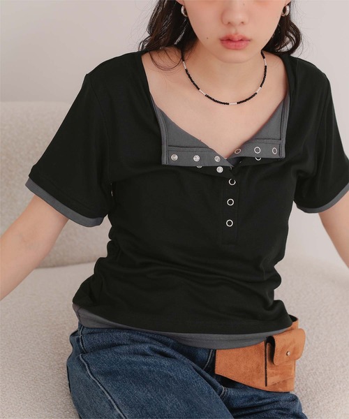 miette(ミエット)の「レイヤード風ヘンリーネック半袖トップス(Tシャツ/カットソー・レディース・レッド/オートミール/グレー/ブラック・L/M/S)」の9枚目の写真