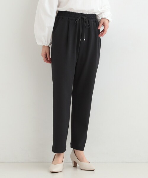 SHOO・LA・RUE(シューラルー)の「【SS-LL/洗濯後しわになりにくい】スマートに見えるイージーテーパードパンツ(その他パンツ・レディース・ブラック/ライトベージュ/ベビーピンク/グリーン/ネイビー・10/03/04/02/01)」の6枚目の写真