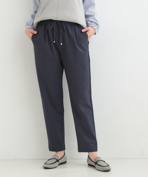 SHOO・LA・RUE(シューラルー)の「【SS-LL/洗濯後しわになりにくい】スマートに見えるイージーテーパードパンツ(その他パンツ・レディース・ブラック/ライトベージュ/ベビーピンク/グリーン/ネイビー・10/03/04/02/01)」の22枚目の写真