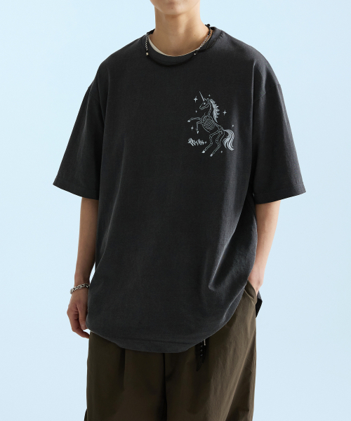 KRUXH(クルクス)の「ユニコーンピグメントTシャツチャコール(Tシャツ/カットソー・レディース・その他・1/2)」の6枚目の写真