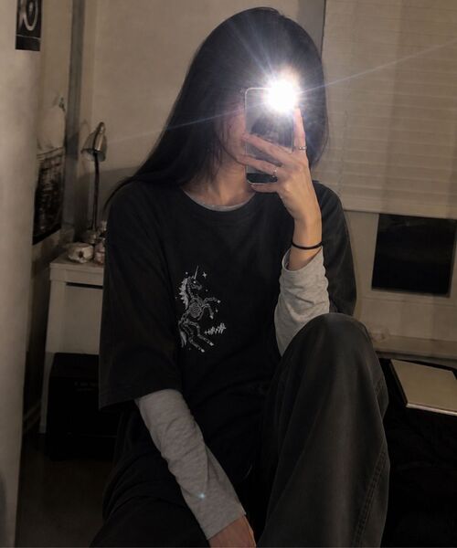 KRUXH(クルクス)の「ユニコーンピグメントTシャツチャコール(Tシャツ/カットソー・レディース・その他・1/2)」の7枚目の写真