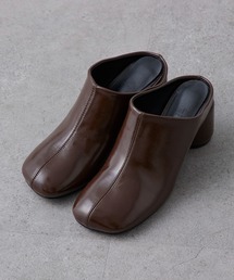 Lui's（ルイス）の「オブリックトゥヒールミュール（スリッポン）」