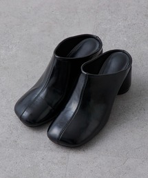 Lui's（ルイス）の「オブリックトゥヒールミュール（スリッポン）」