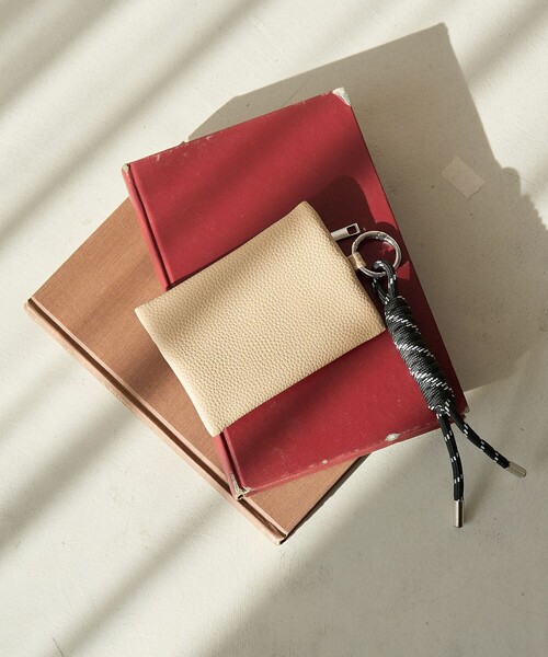 coen(コーエン)の「ロゴ刺繍 レザーライクカードケースキーホルダー(カードケース・レディース・ベージュ/シルバー/ブラック/コバルトブルー・FREE)」の20枚目の写真