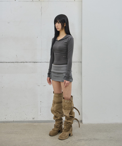 41PRAY（サイルプレイ）の「Folded Knit Skirt Shorts / Charcoal（スカート・レディース・チャコールグレー・OS）」の3枚目の写真