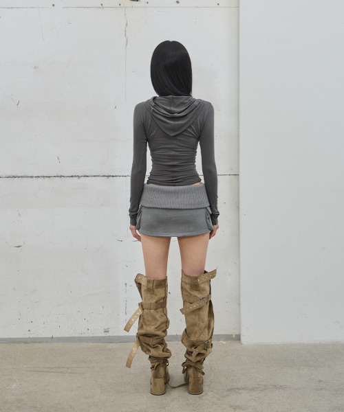 41PRAY（サイルプレイ）の「Folded Knit Skirt Shorts / Charcoal（スカート・レディース・チャコールグレー・OS）」の4枚目の写真