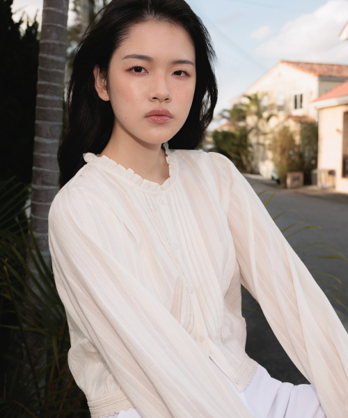 DEHEVE（デヘヴェ）の「Round Neck Frill Blouse [Butter]（シャツ/ブラウス・レディース・ライトイエロー・FREE）」の8枚目の写真