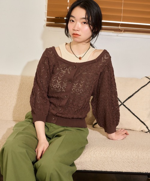 mysty woman(ミスティウーマン)の「リネンライク透かし柄カーディガンSS 666166(カーディガン/ボレロ・レディース・ブラウン/オフホワイト/ブラック・FREE)」の8枚目の写真
