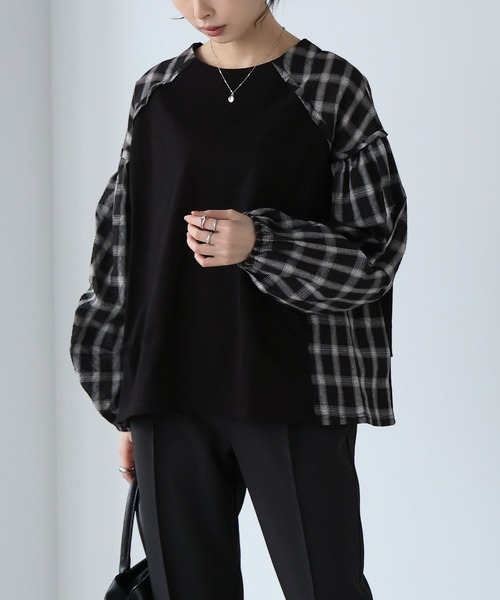 itto...(イット)の「チェック柄タック袖プルオーバー(Tシャツ/カットソー・レディース・オフホワイト/ブラック/ネイビー・FREE)」の1枚目の写真