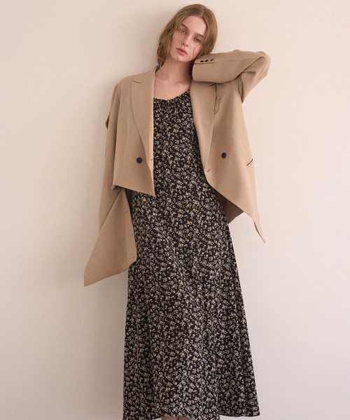 MIELI INVARIANT(ミエリインヴァリアント)の「ANNETTE Floral Puff Dress(ワンピース・レディース・ブラウン系その他/ブラック系その他・FREE)」の13枚目の写真