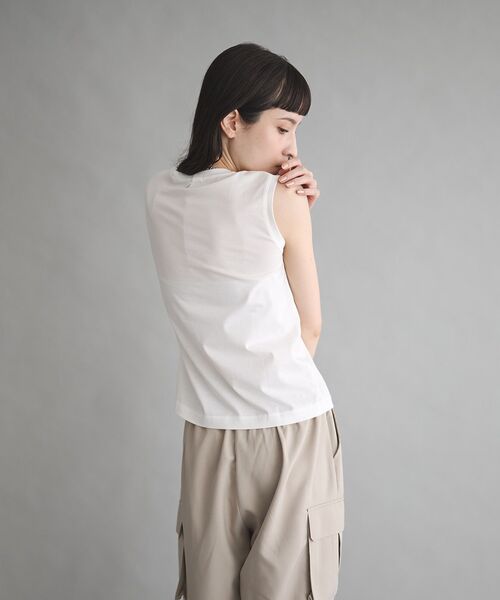 GARAGE OF GOOD CLOTHING（ガレージオブグッドクロージング）の「【日本製】ライトタッチノースリプルオーバー（Tシャツ/カットソー・レディース・オフホワイト・FREE）」の15枚目の写真