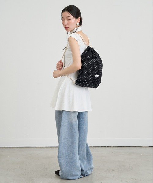 NUJOH(ヌゾ)の「Dot Drawstring Purse Bag / ドットドローストリング巾着バッグ(バックパック/リュック・レディース・ホワイト/ブラック・FREE)」の16枚目の写真