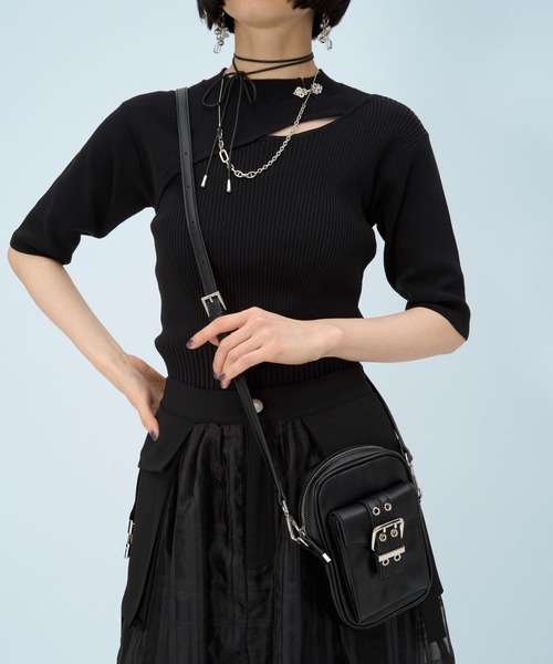 HARE（ハレ）の「ベルトデザインミニショルダーバッグ(HARE)（ショルダーバッグ・レディース・シルバー/ブラック・FREE）」の2枚目の写真
