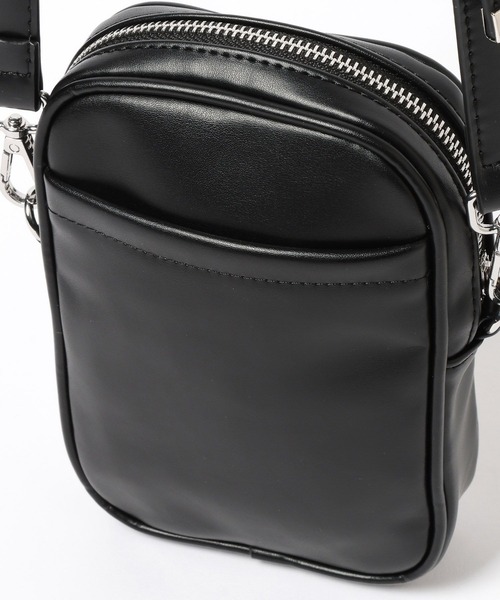 HARE（ハレ）の「ベルトデザインミニショルダーバッグ(HARE)（ショルダーバッグ・レディース・シルバー/ブラック・FREE）」の15枚目の写真
