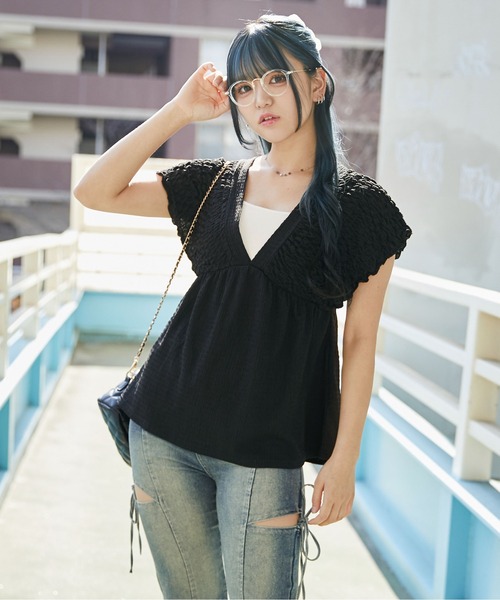 GORGE(ゴージ)の「《シャーリング・フリル》チュニック/フェミニン×カジュアル/春夏/全3色(チュニック・レディース・ブラック系/ブラック/ホワイト系・F)」の4枚目の写真
