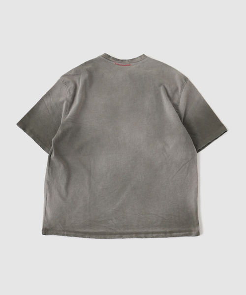 JOURNAL STANDARD(ジャーナルスタンダード)の「MOOJI MOOJI / ム―ジ ム―ジ OVERSIZE CROP T-SHIRTS AGED(Tシャツ/カットソー・メンズ・サックスブルー/カーキ/ブラック/イエロー/パープル/ホワイト系その他・MEDIUM/LARGE)」の7枚目の写真
