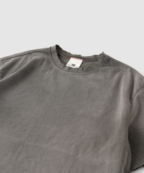 JOURNAL STANDARD(ジャーナルスタンダード)の「MOOJI MOOJI / ム―ジ ム―ジ OVERSIZE CROP T-SHIRTS AGED(Tシャツ/カットソー・メンズ・サックスブルー/カーキ/ブラック/イエロー/パープル/ホワイト系その他・MEDIUM/LARGE)」の8枚目の写真