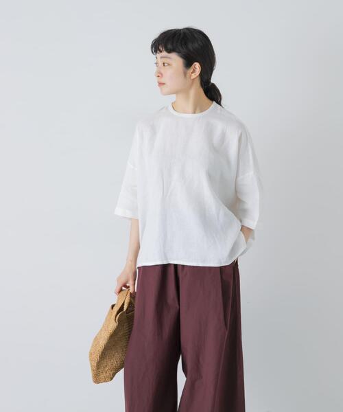 かぐれ(カグレ)の「リネンクルーネック半袖シャツ(シャツ/ブラウス・レディース・オフホワイト/ブラック/ロイヤルブルー・FREE)」の15枚目の写真