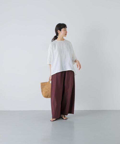 かぐれ(カグレ)の「リネンクルーネック半袖シャツ(シャツ/ブラウス・レディース・オフホワイト/ブラック/ロイヤルブルー・FREE)」の17枚目の写真