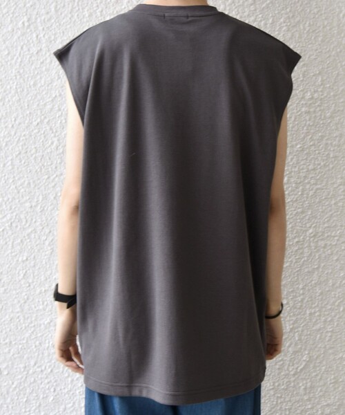 SHIPS any(シップス エニィ)の「SHIPS any:〈接触冷感〉COOL TOUCH スムース リラックス ノースリーブ Tシャツ 26SS◇(タンクトップ・メンズ・ブラック/ホワイト/チャコールグレー・LARGE/MEDIUM)」の12枚目の写真