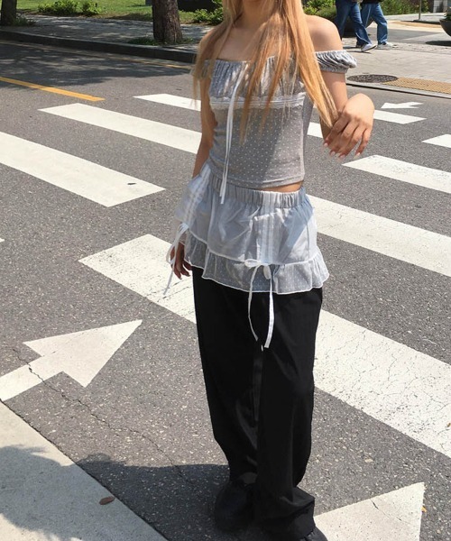 VIVID LADY(ビビッドレディー)の「ドット レース リボン クロップドトップス 半袖(Tシャツ/カットソー・レディース・ブラック/アイボリー/グレー・FREE)」の16枚目の写真