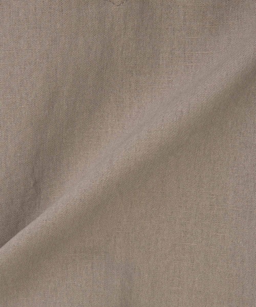 LANVIN en Bleu(ランバンオンブルー)の「コットン/リネン素材 7分袖 スキッパーシャツ(シャツ/ブラウス・メンズ・ベージュ/ネイビー/ブラック・46/52/50/48)」の8枚目の写真