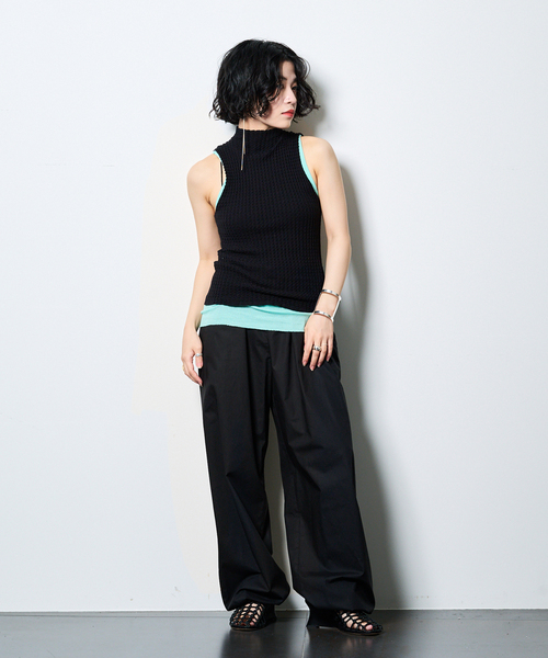 SAYAKADAVIS（サヤカディヴィス）の「SAYAKA DAVIS WAVY RIB MOCKNECK TANK WKT122-WR：カットソー（Tシャツ/カットソー・レディース・ブラック・X-SMALL）」の6枚目の写真