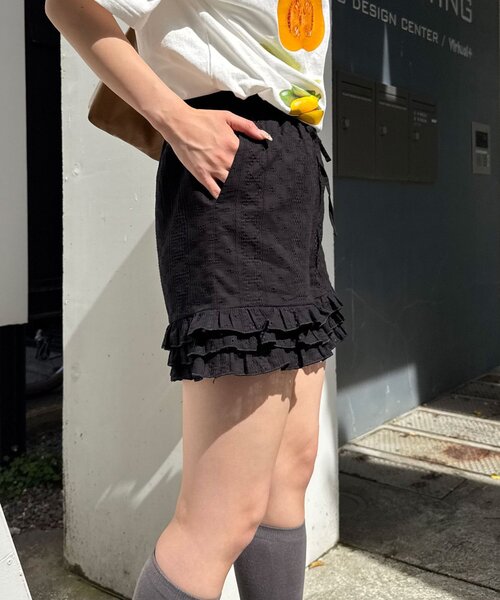 CIAOPANIC(チャオパニック)の「コットンレース裾ティアードショートパンツ(その他パンツ・レディース・ブラック/ホワイト・ONE SIZE)」の17枚目の写真