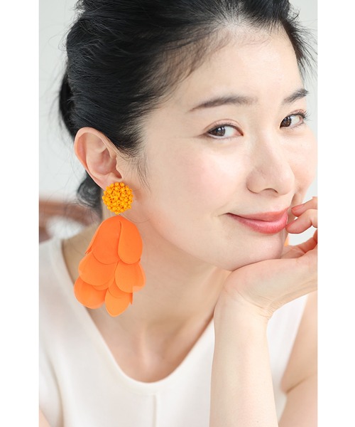 cawaii(カワイイ)の「顔が華やぐ ビタミンイヤリング(イヤリング・レディース・レッド/ピンク/グリーン/ブルー/イエロー/オレンジ・FREE)」の6枚目の写真