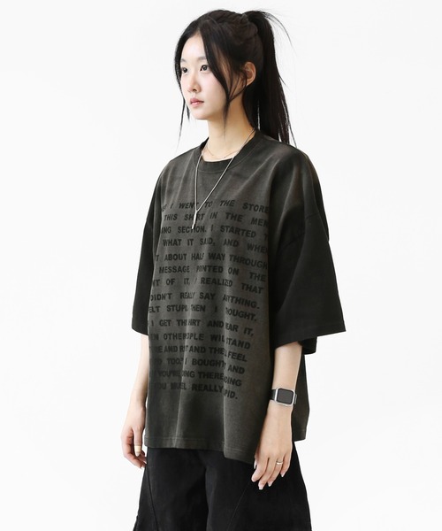 minsobi(ミンソビ)の「ピグメントフェード フルレタリング ビッグTシャツ(ユニセックス)(Tシャツ/カットソー・レディース・ブラック・FREE)」の6枚目の写真