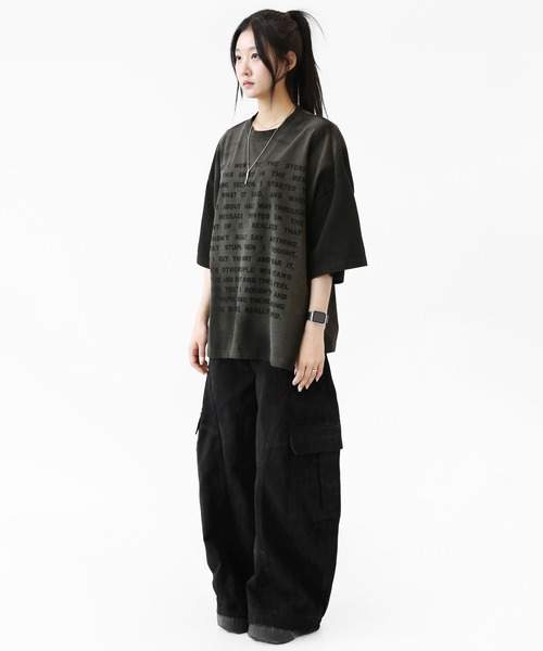 minsobi(ミンソビ)の「ピグメントフェード フルレタリング ビッグTシャツ(ユニセックス)(Tシャツ/カットソー・レディース・ブラック・FREE)」の13枚目の写真
