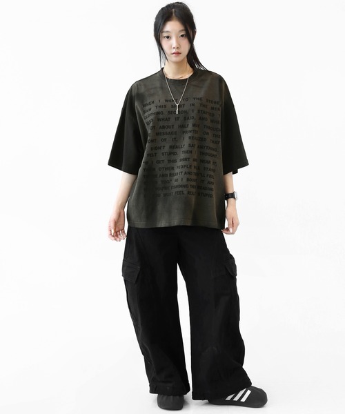 minsobi(ミンソビ)の「ピグメントフェード フルレタリング ビッグTシャツ(ユニセックス)(Tシャツ/カットソー・レディース・ブラック・FREE)」の15枚目の写真