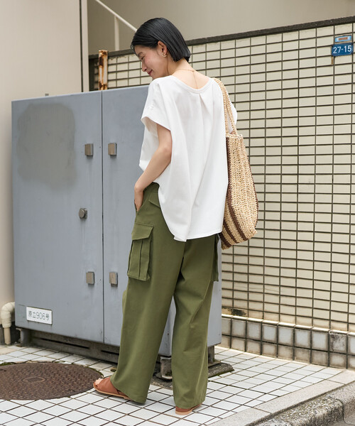 FREAK'S STORE(フリークスストア)の「バックサテン カーゴパンツ(カーゴパンツ・レディース・ベージュ/オリーブ・SMALL/MEDIUM)」の6枚目の写真